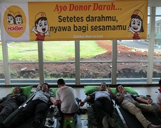 Donor Darah HokBen 2015